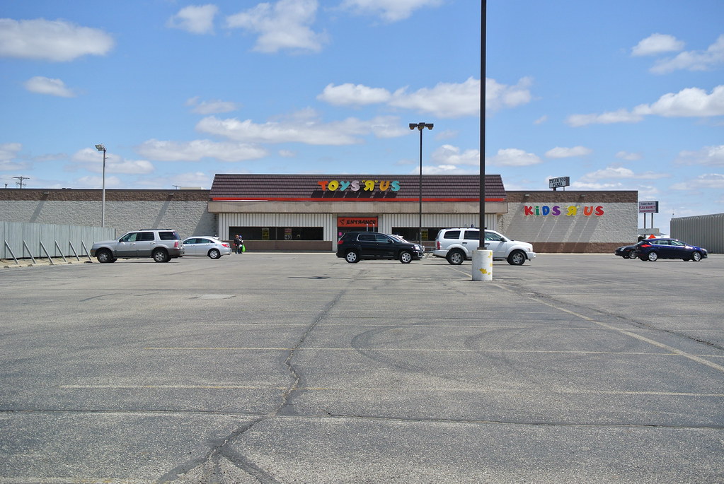 Toys R Us Lafayette IN gameking3 Flickr