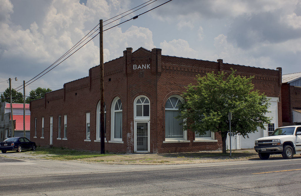Stonefort, IL 03 This old bank building is next to Bucketh… Flickr