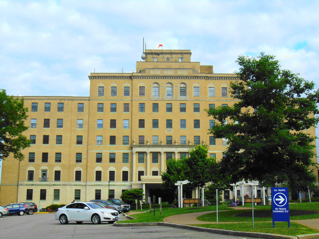 Charlotte Hungerford Hospital (Torrington, Connecticut) Flickr