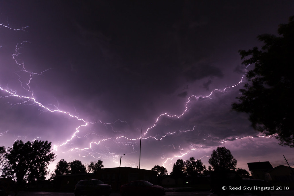 Glen Ullin, ND This line of storms produced 80+ mile per h… Flickr