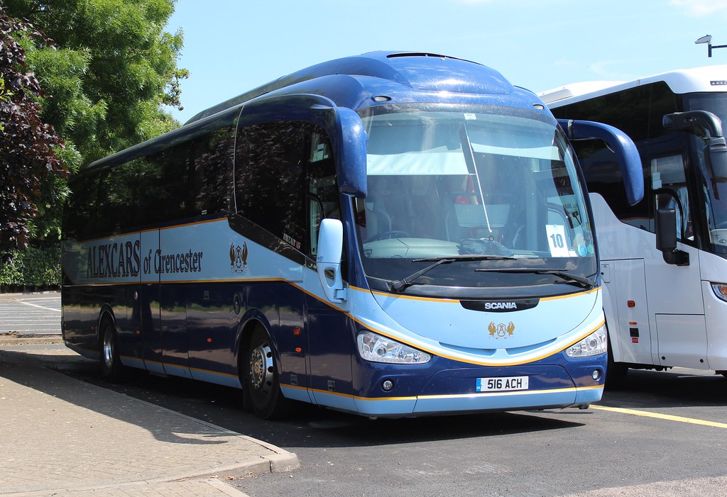 Alexcars Cirencester 516ACH in Stratford on Avon coach pa… Flickr