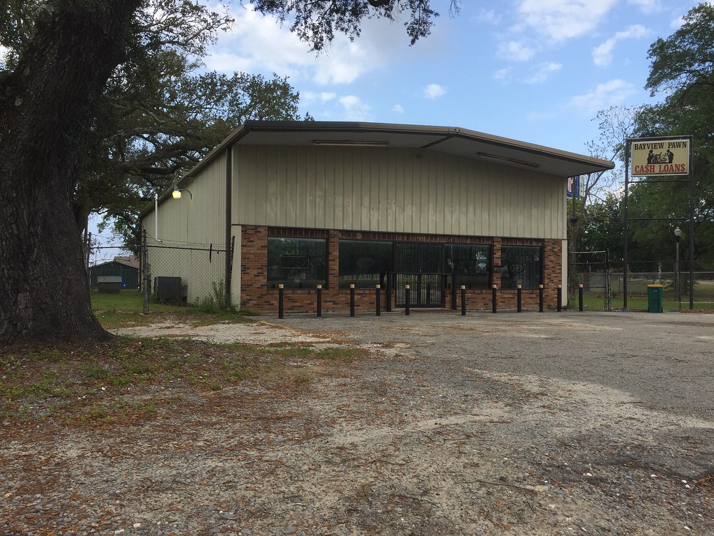 fmr Bayview Pawn. Biloxi Harrison County, Miss. JRR2000 Flickr