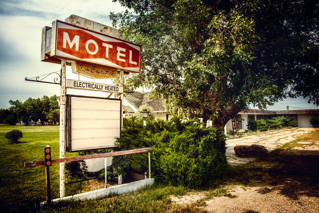 motel, electrically heated Scotts Bluff, Nebraska Flickr