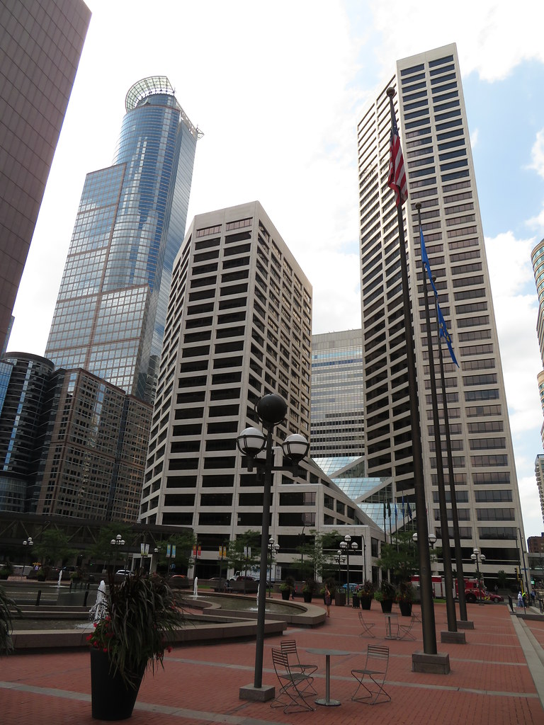 U.S. Bank Plaza, Minneapolis, Minnesota The US Bank Plaza … Flickr