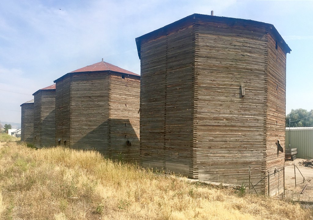 4 old wooden silos. In Soda Springs,Wyoming montanatom1950 Flickr