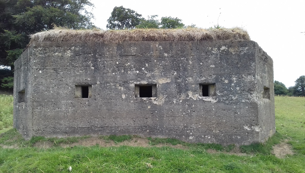 Pill Box near Mitford This Second World War pillbox is loc… Flickr