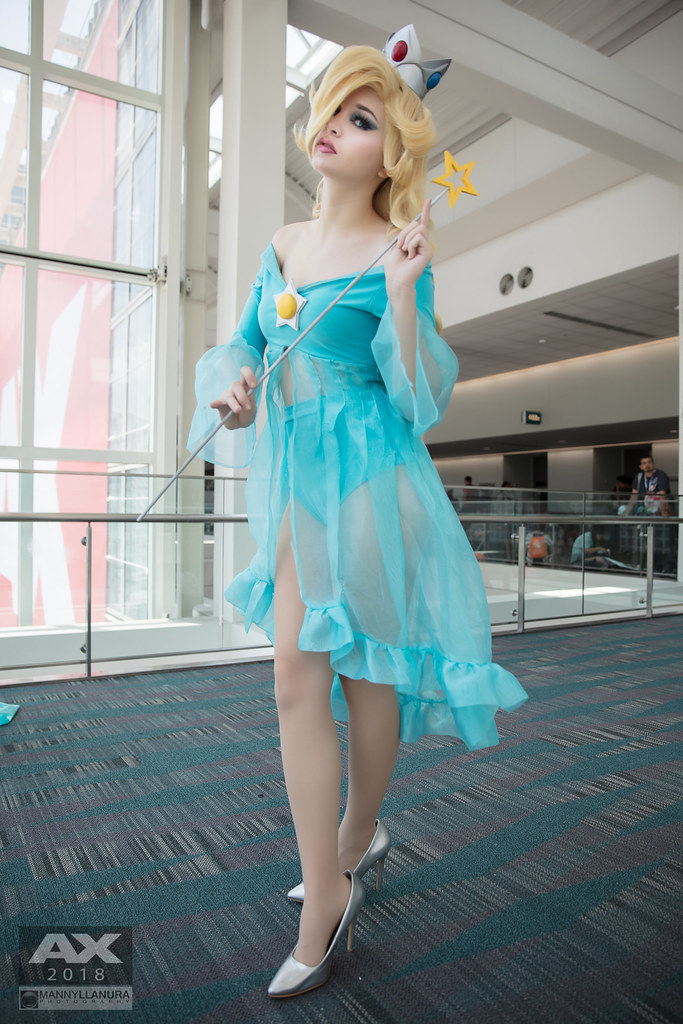 Rosalina Cosplay by Meeko Rosalina Super Mario Galaxy Anim… Flickr