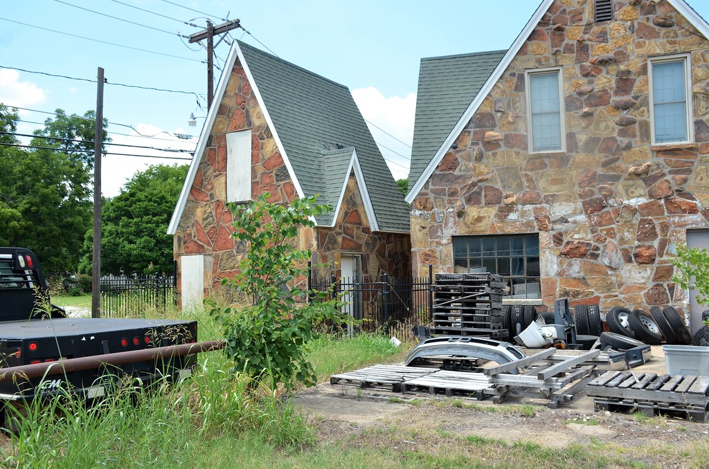 Oklahoma, Hominy The smaller building appeared to have bee… Flickr