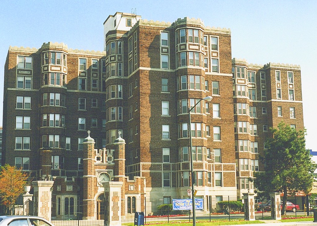 Alden Park Towers "Gold Coast," East Jefferson AvenueDetroit MI a