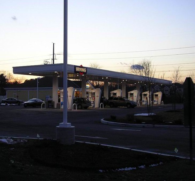 Irving at Dusk New Irving Oil gas station in Wakefield. Te… Flickr