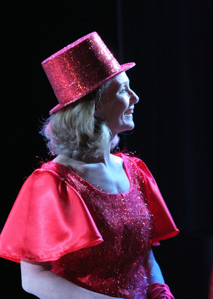 How to wear a top hat Copyright 2007 GAOS IMG07900 Flickr