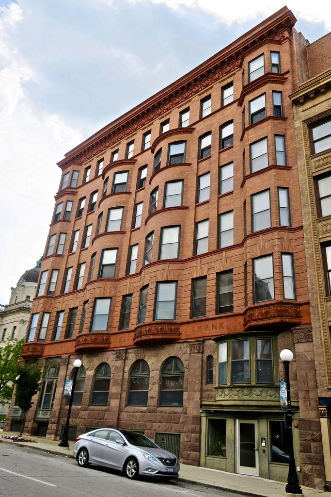 Corn Belt Bank Building, Bloomington, IL Corn Belt Bank Bu… Flickr