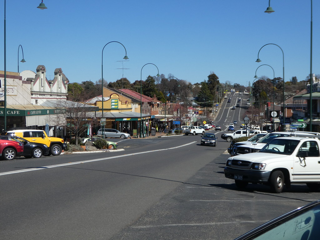 New England Highway, Uralla, NSW Bridge Street, Uralla, NS… Flickr