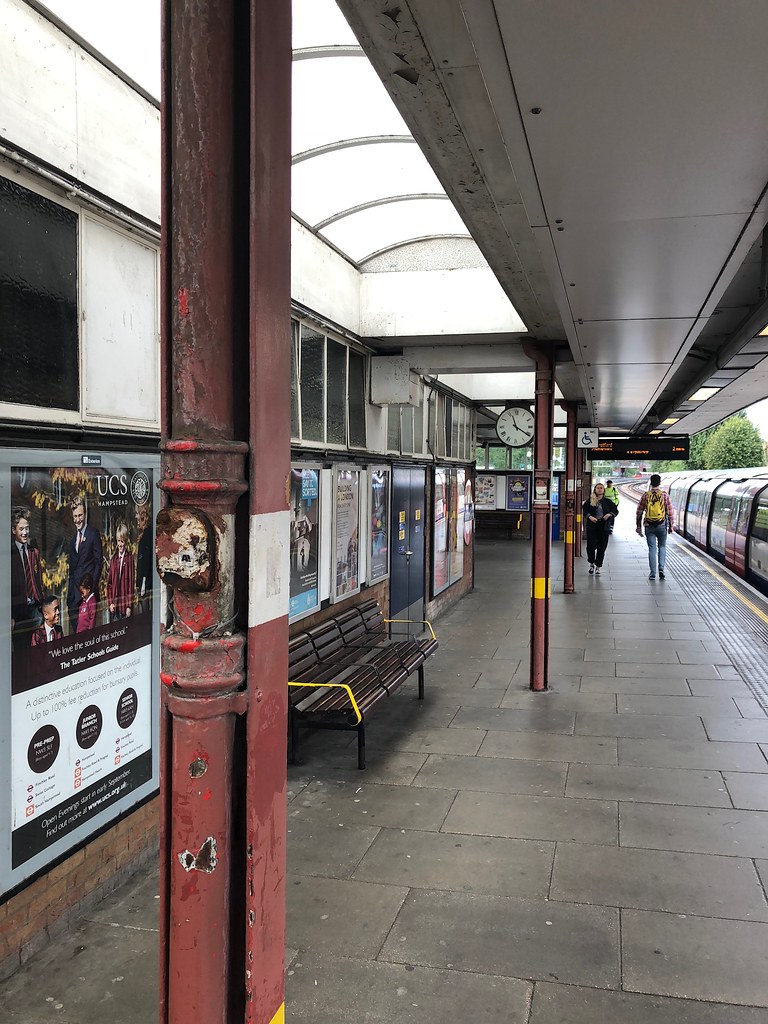 Kilburn London Underground Station Flickr