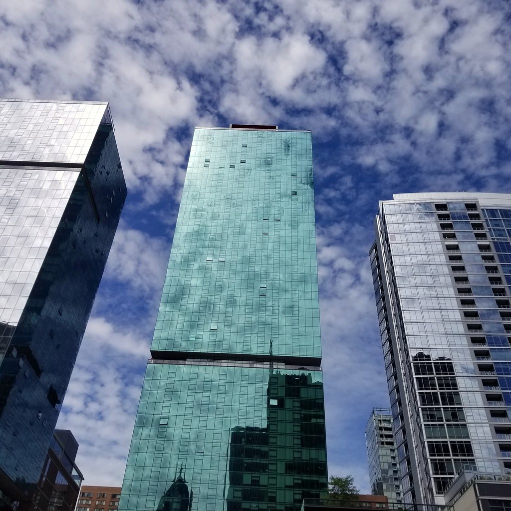 Aston Apartments/Condos, 200 E. Illinois, Streeterville (2… Flickr