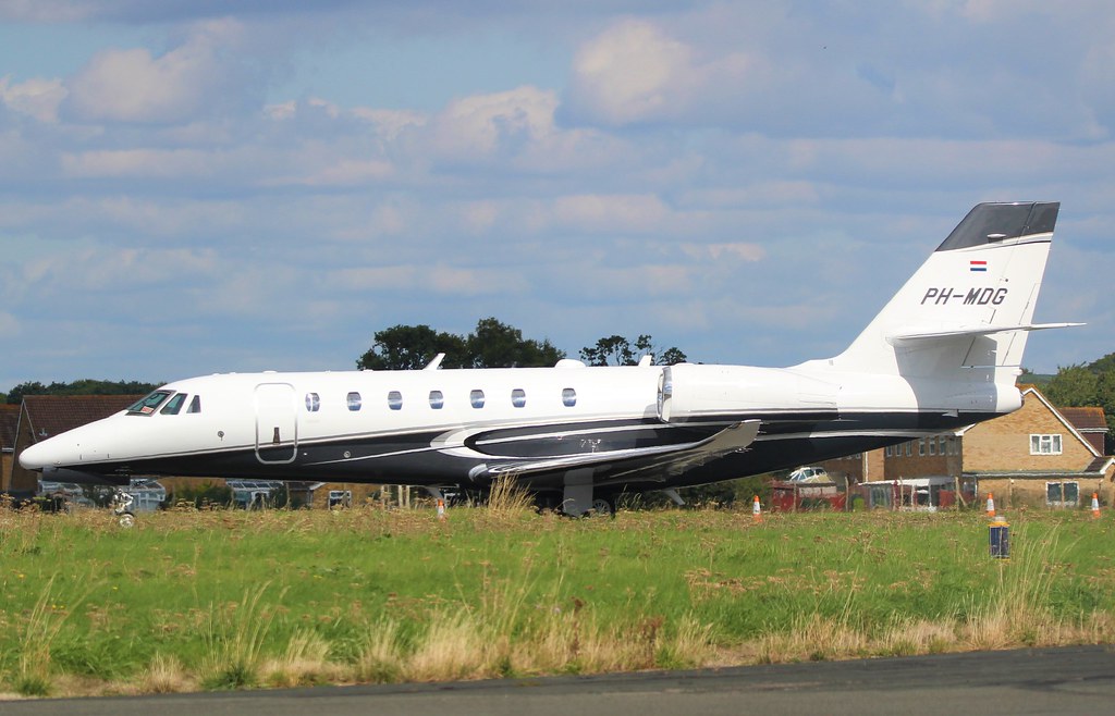 PH-MDG Ce680 SN 680-0564 LEE-ON-SOLENT 07-09-2018 | PETE THORNS | Flickr