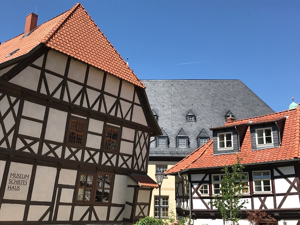 Wernigerode, Germany Wernigerode’s Crooked House (Schiefe … Flickr