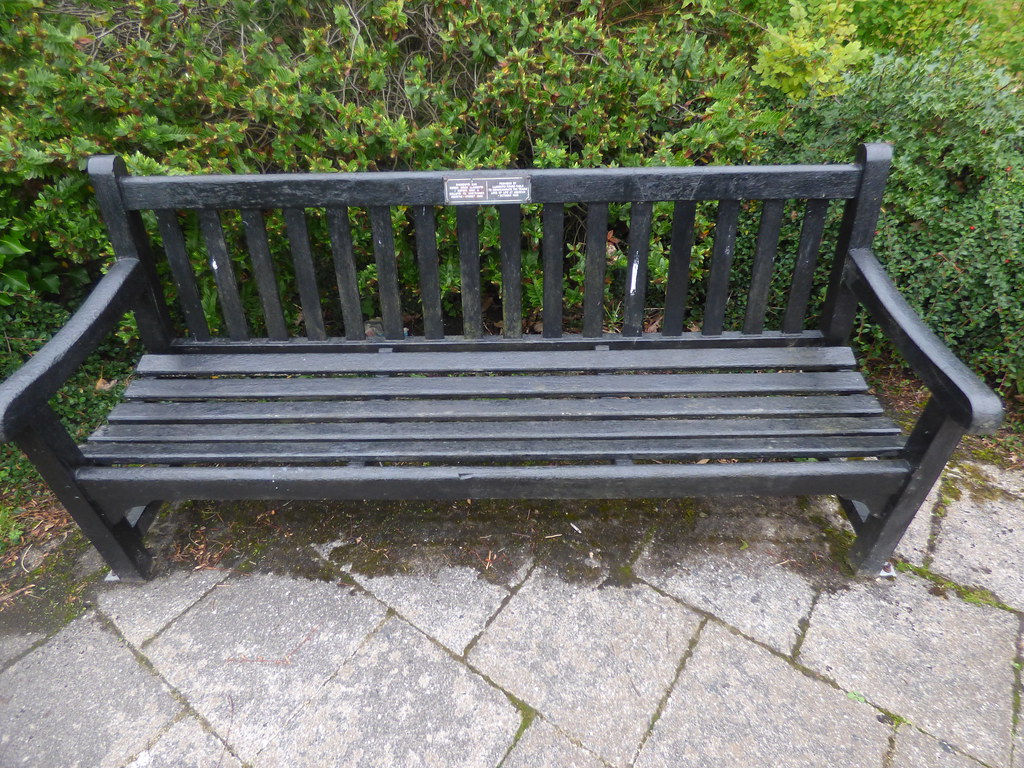 Aberfan memorial garden in Menai Bridge bench After cros… Flickr
