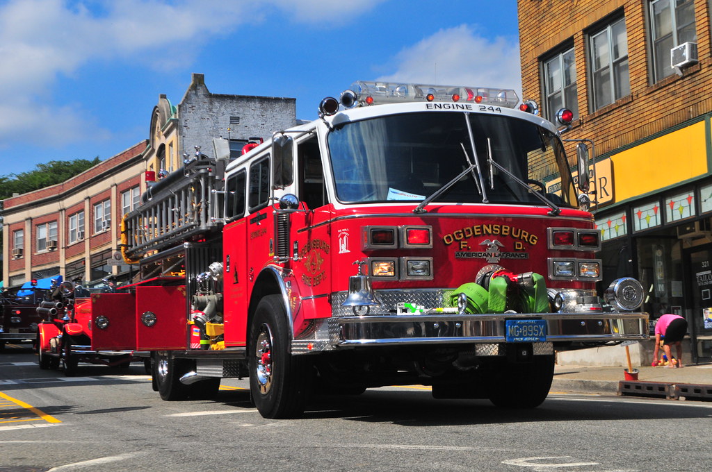 Ogdensburg Fire Department Engine 244 1989 American LaFran… Flickr