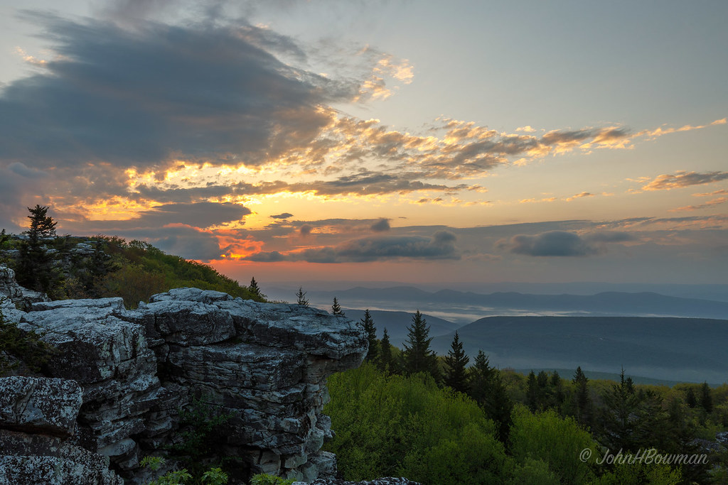 Elevation of Maysville, WV, USA Topographic Map Altitude Map