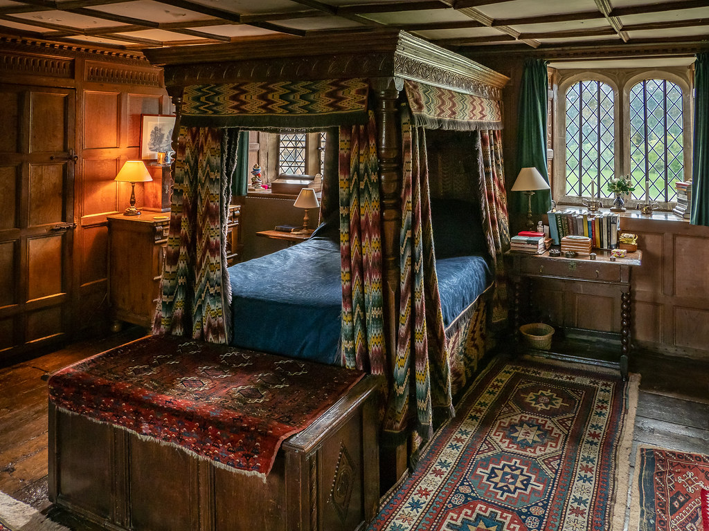 Westwood Manor bedroom, near Bradford on Avon A 15thcentu… Flickr