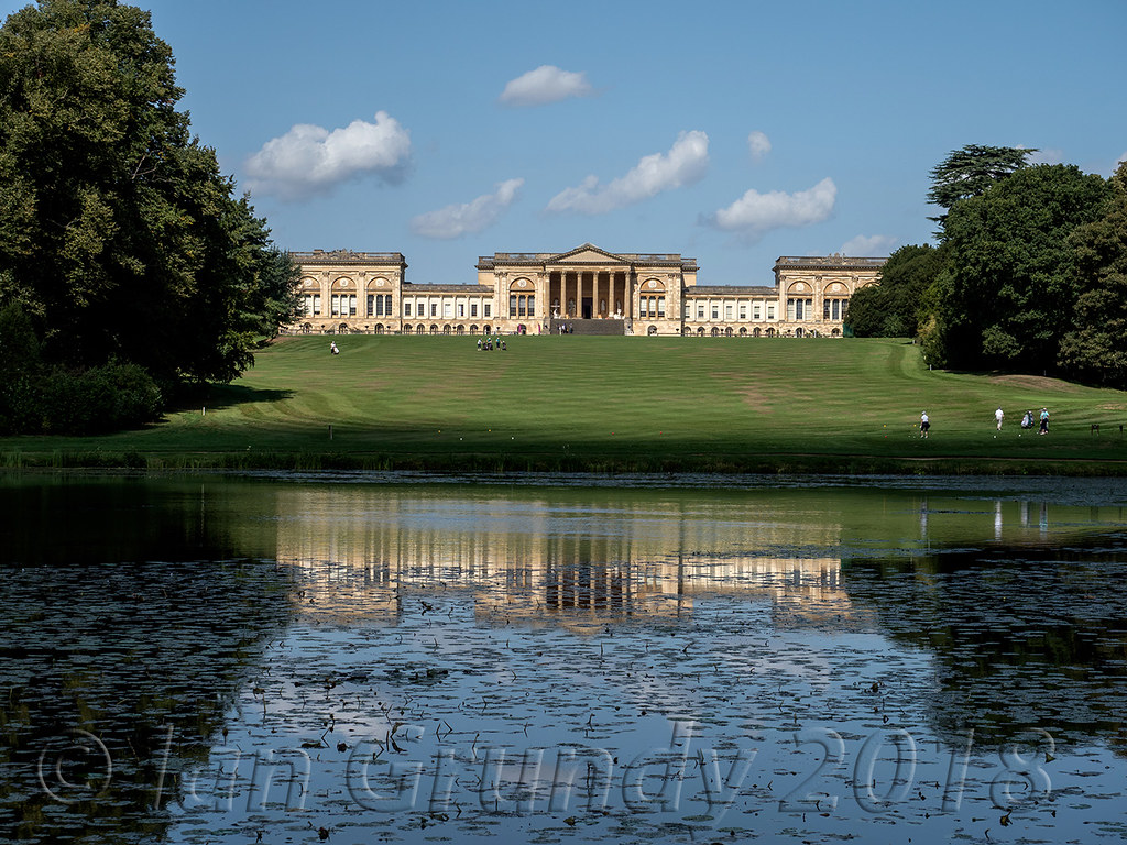 Stowe Gardens 4648 Stowe House and Gardens, Buckingham. St… Flickr
