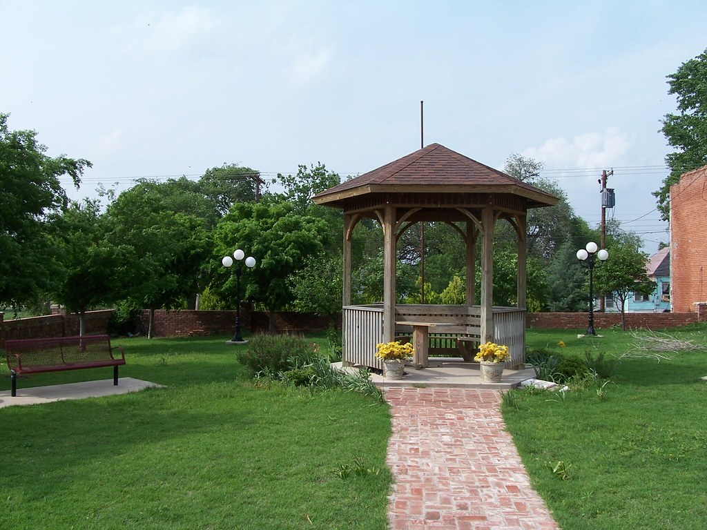 Downtown Sentinel, Oklahoma Park K. Latham Flickr