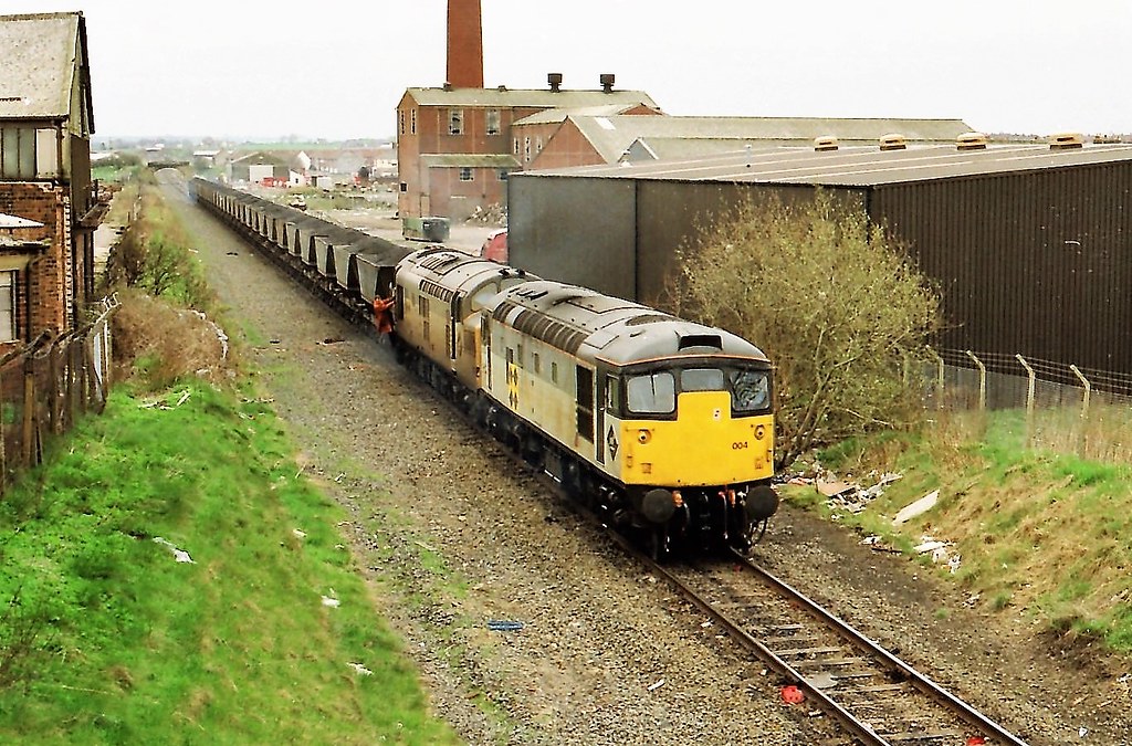 26004 & 37374 Newton Junction (Ayr) 210489 (6R04S) Flickr