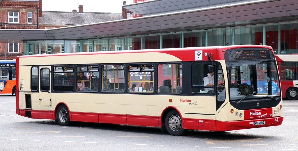 Halton Transport 44 DK04MKG in Warrington Bus Station. Flickr