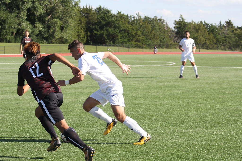 Hesston0912181H (37) Barton Community College Men's Soccer… Flickr