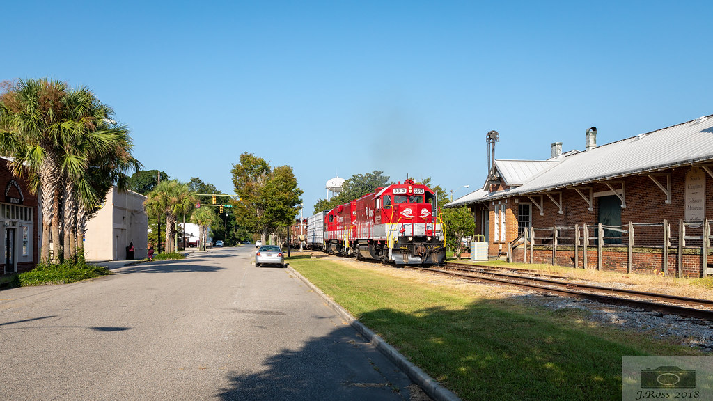 RJC 3813 Mullins Station After picking up interchange cars… Flickr