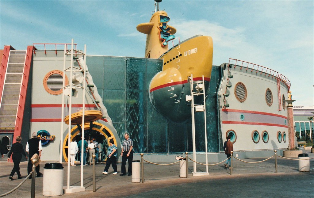 DIVE! The restaurant that Steven Spielberg built "because … Flickr