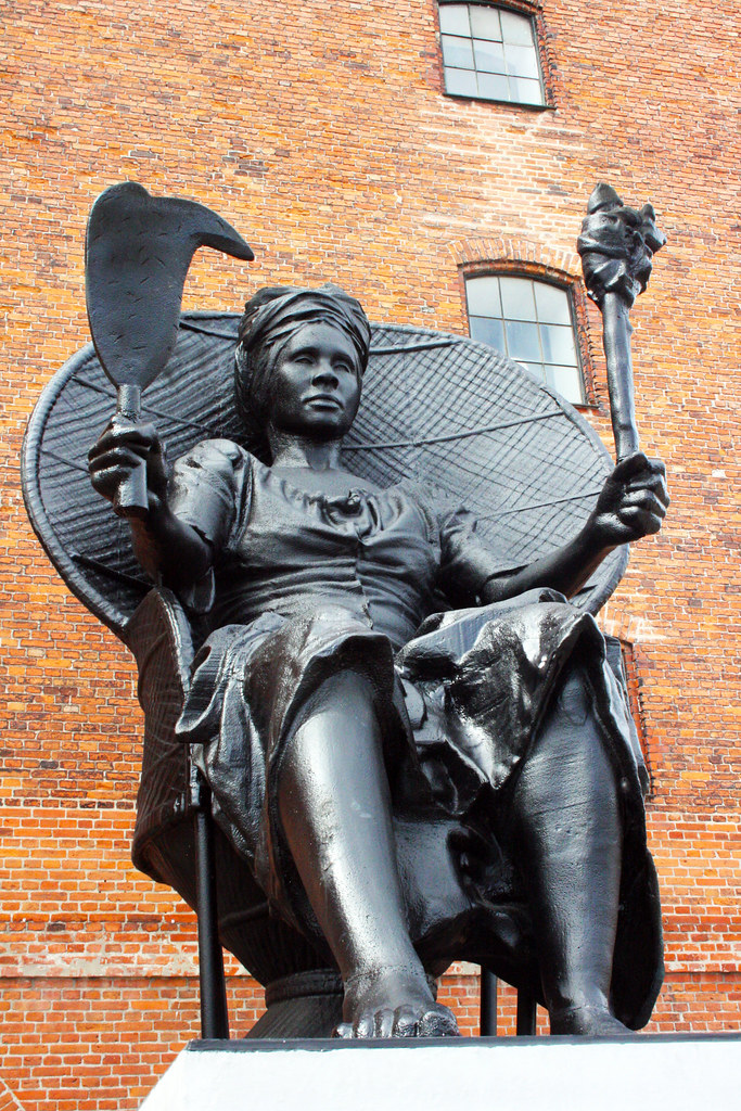 I am Queen Mary Fantastic statue on Copenhagen waterfront,… Flickr