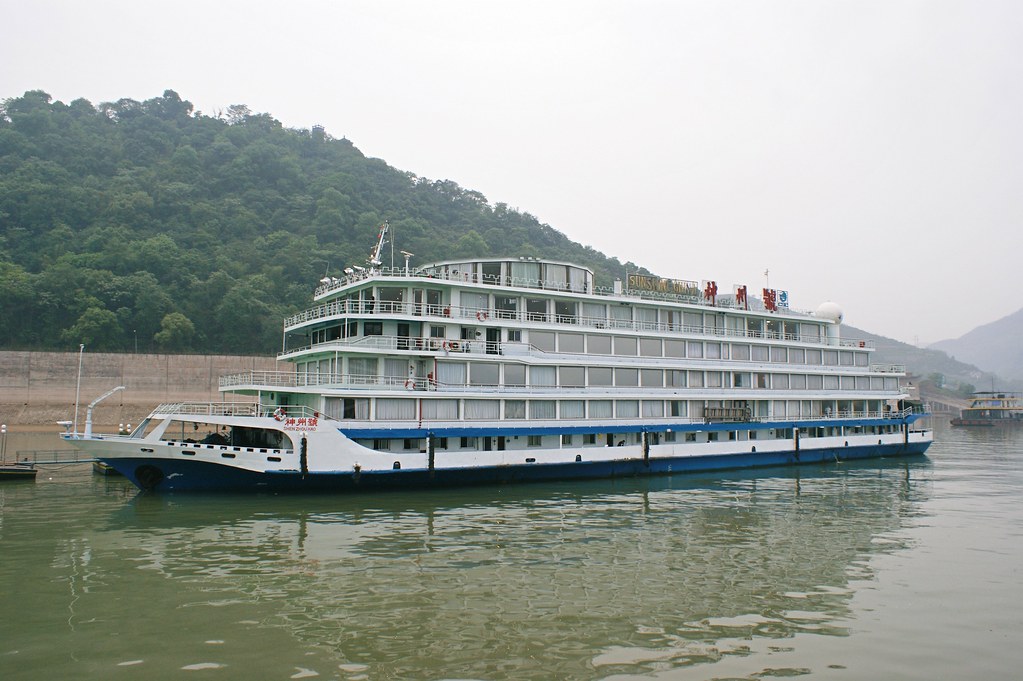 Yangtze River cruiser Our cruise ship on the Yangtze