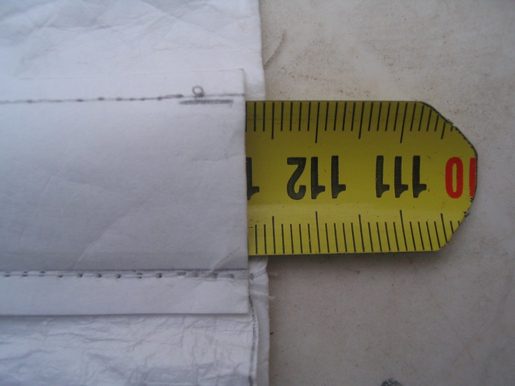 Kite "rod" using a strip of tape measure The tape measure … Flickr