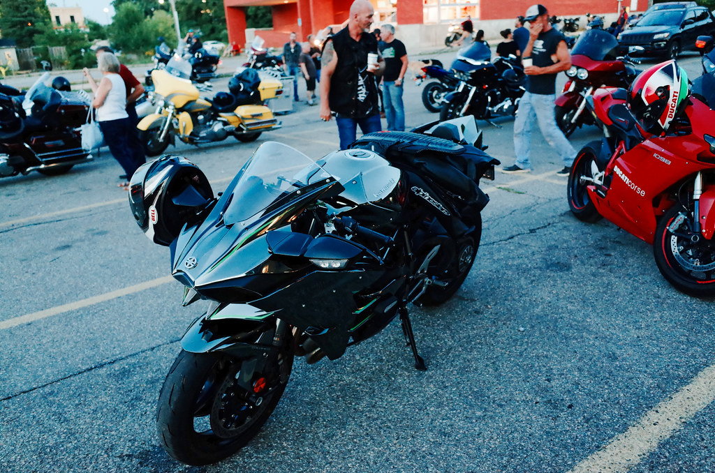 R0022364 "Bike Night in Paris 4TH Sept. 2018"; "Bike Night… Flickr