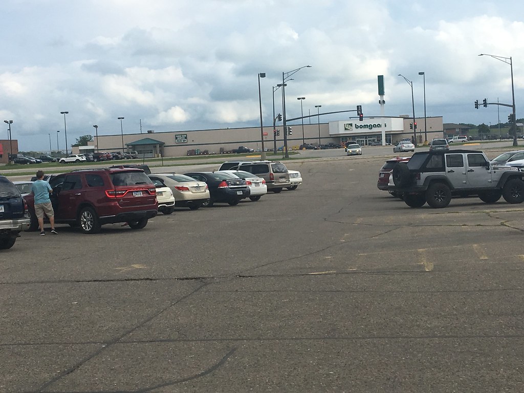 BomgaarsFormer Kmart, Spencer Iowa Kmart 7603 opened in … Flickr