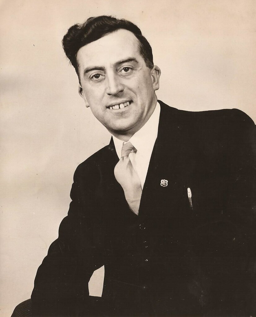 Wellknown Arbroath figure A familiar face, but who ? … Flickr