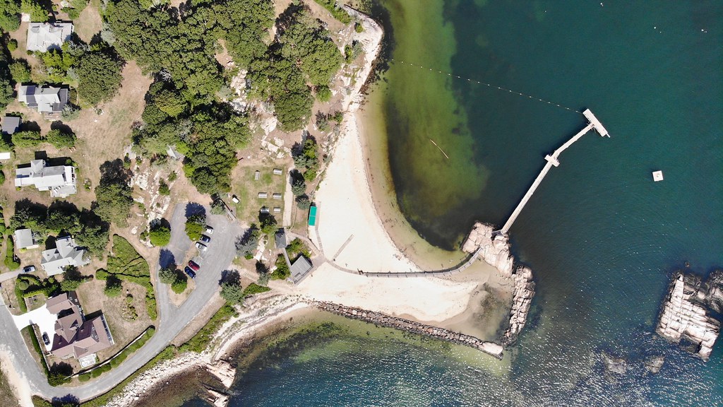 Nonquitt Beach Aug. 28, 2018 L. K. Flickr