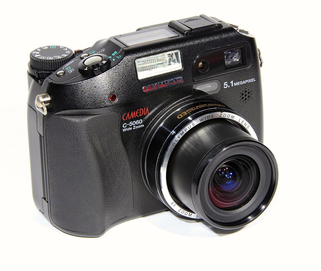 Olympus Camedia C 5060 Wide Zoom. Made in Japan. 2003 Flickr