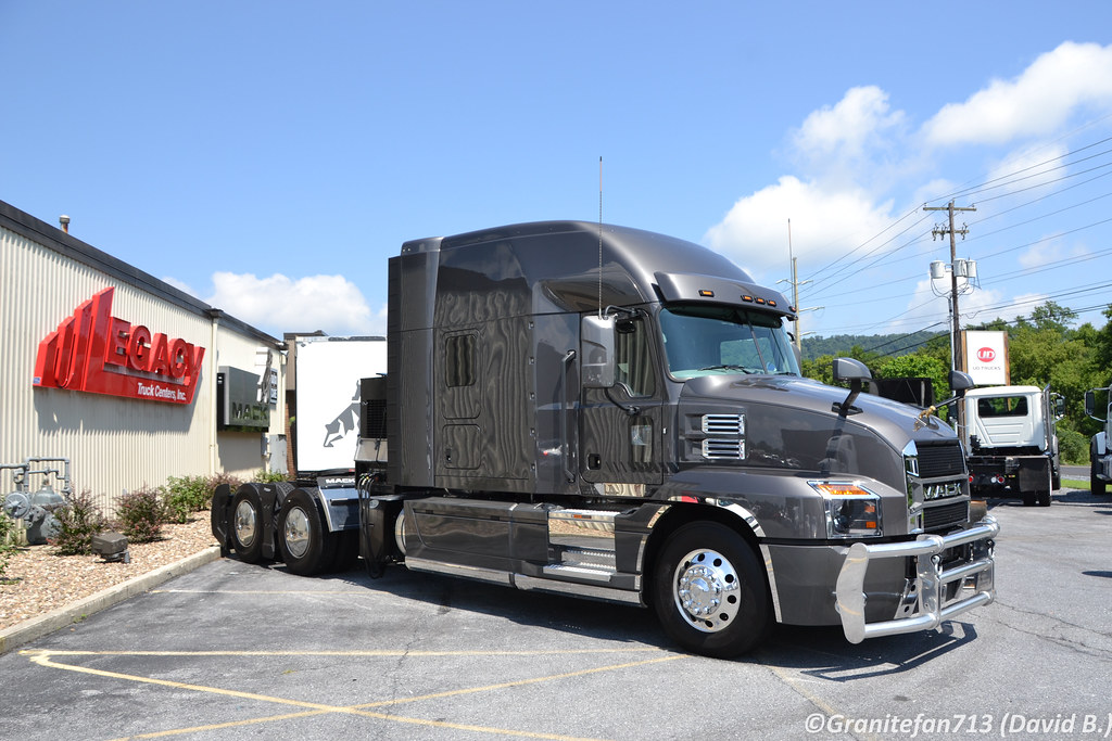 Mack Anthem Sleeper Truck a photo on Flickriver