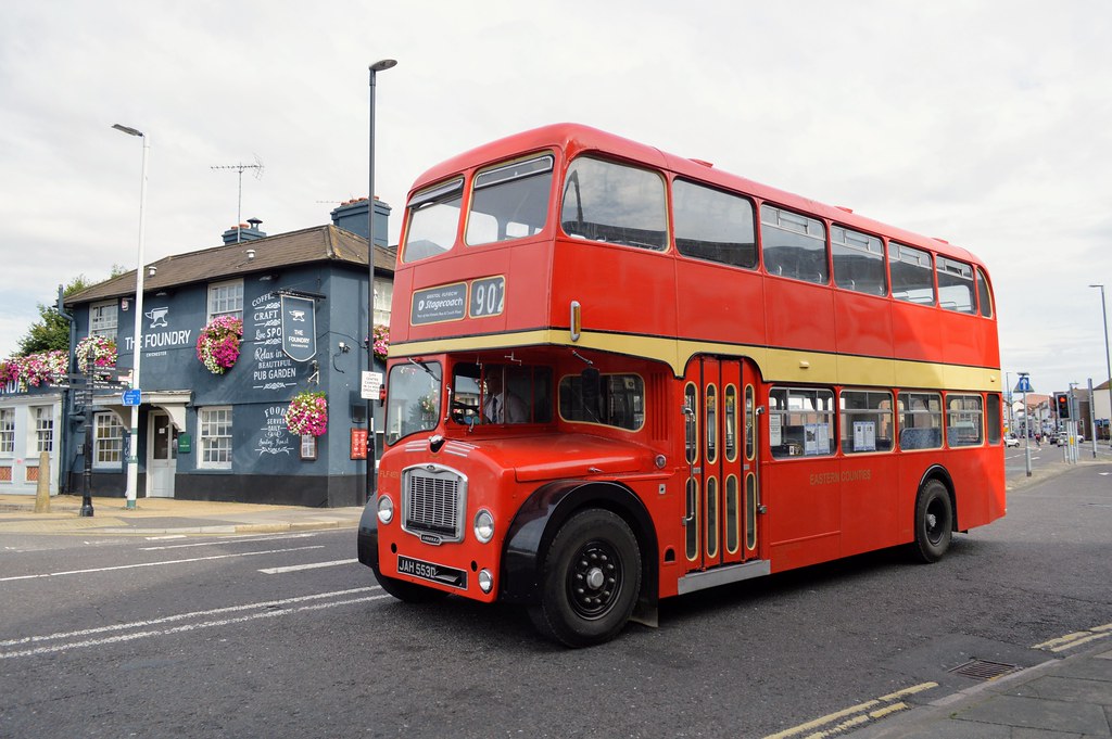 FLF453 JAH553D Stagecoach Heritage, Goodwood Revival Bus S… Flickr