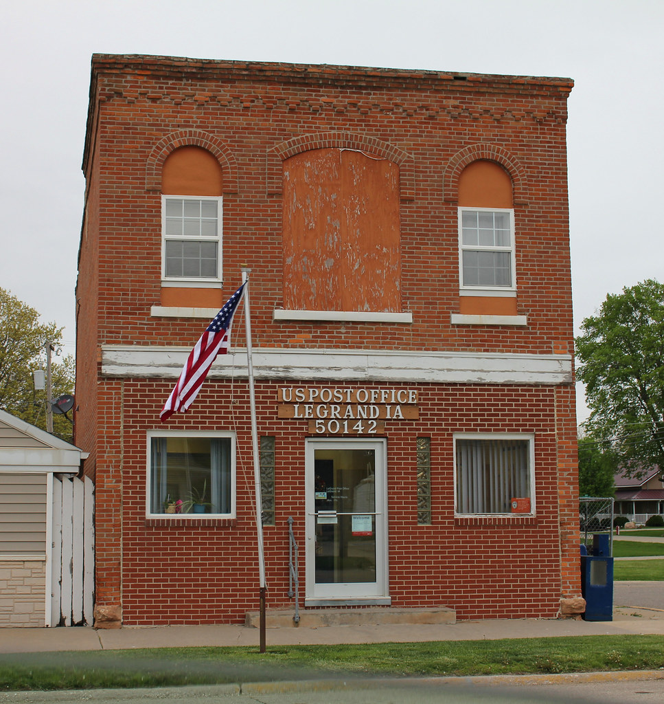 Post Office Le Grand, IA Tom McLaughlin Flickr