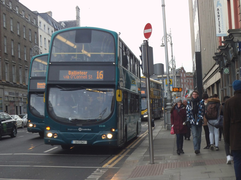 Dublin Bus Airlink VG route 16 Summerhill's VG49 is seen a… Flickr