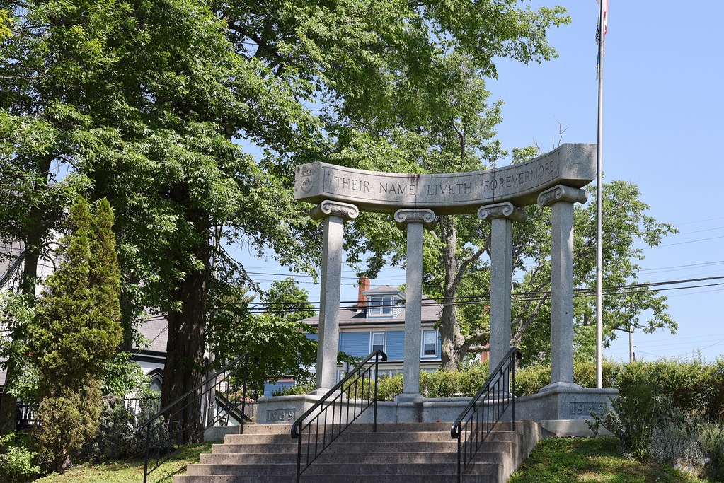 Lunenburg_2018 07 04_2112 Lunenburg, World War II and Kore… Flickr