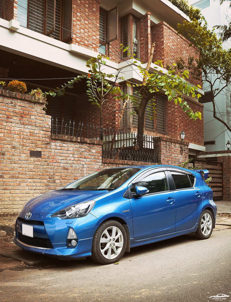 Toyota Aqua, Bangladesh. Banani 2018. Shadman Samee Flickr