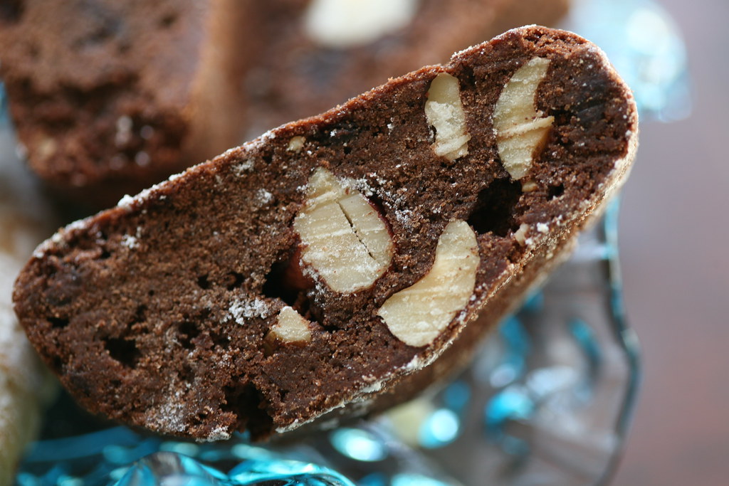 mini chocolate biscotti macro *highlimitzz Flickr