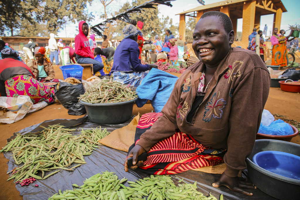 Village market, Malawi Mitundu Market, Lilongwe, Malawi Ma… Flickr