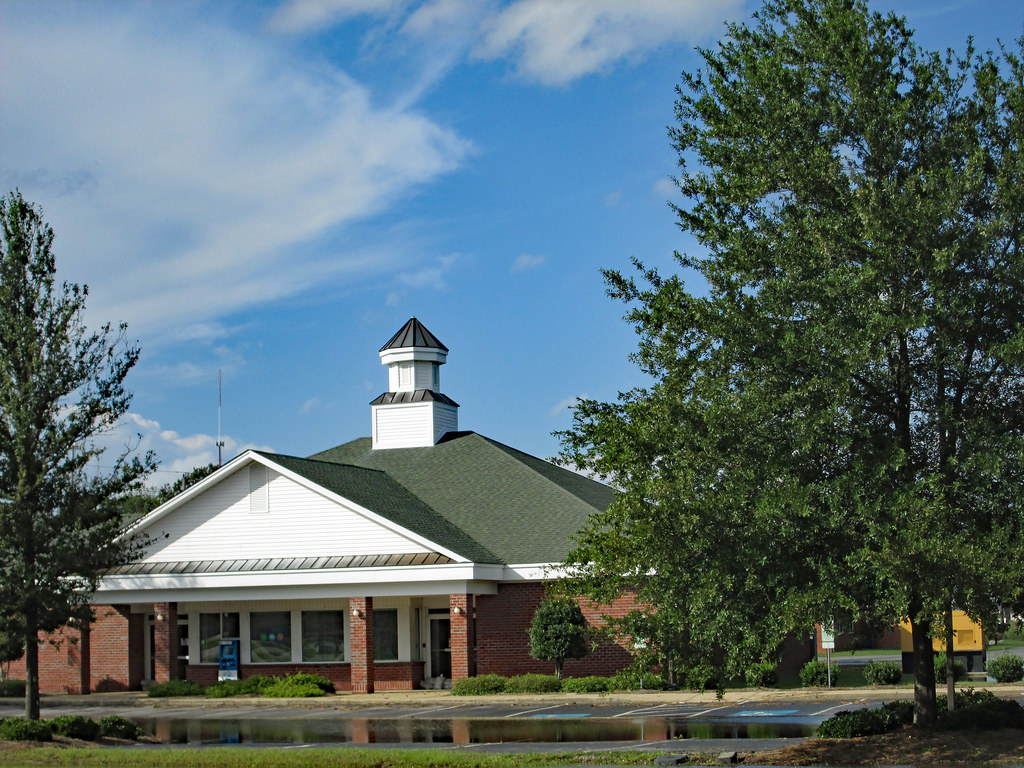 Lumbee River Electric Building In Lumberton. After the hur… Flickr