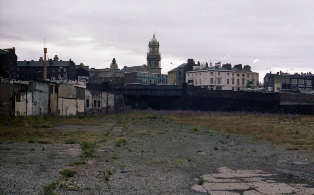 DAS000657 DAS000657 Birkenhead Woodside 04/08/1977 (Thursd… Flickr